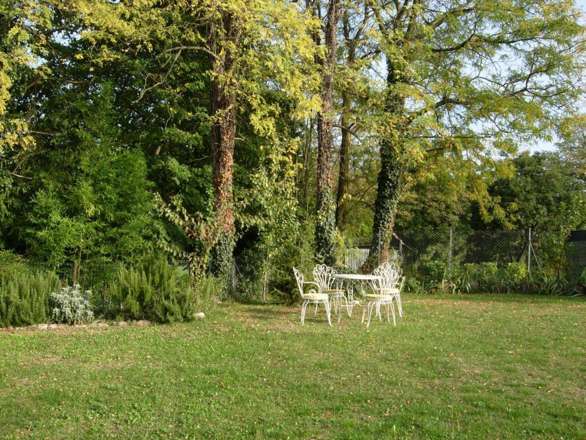 Dimora Dei Baccoli Villa Peschiera del Garda Luaran gambar