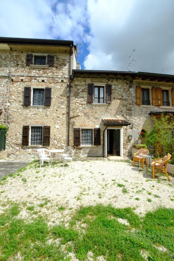 Dimora Dei Baccoli Villa Peschiera del Garda Luaran gambar